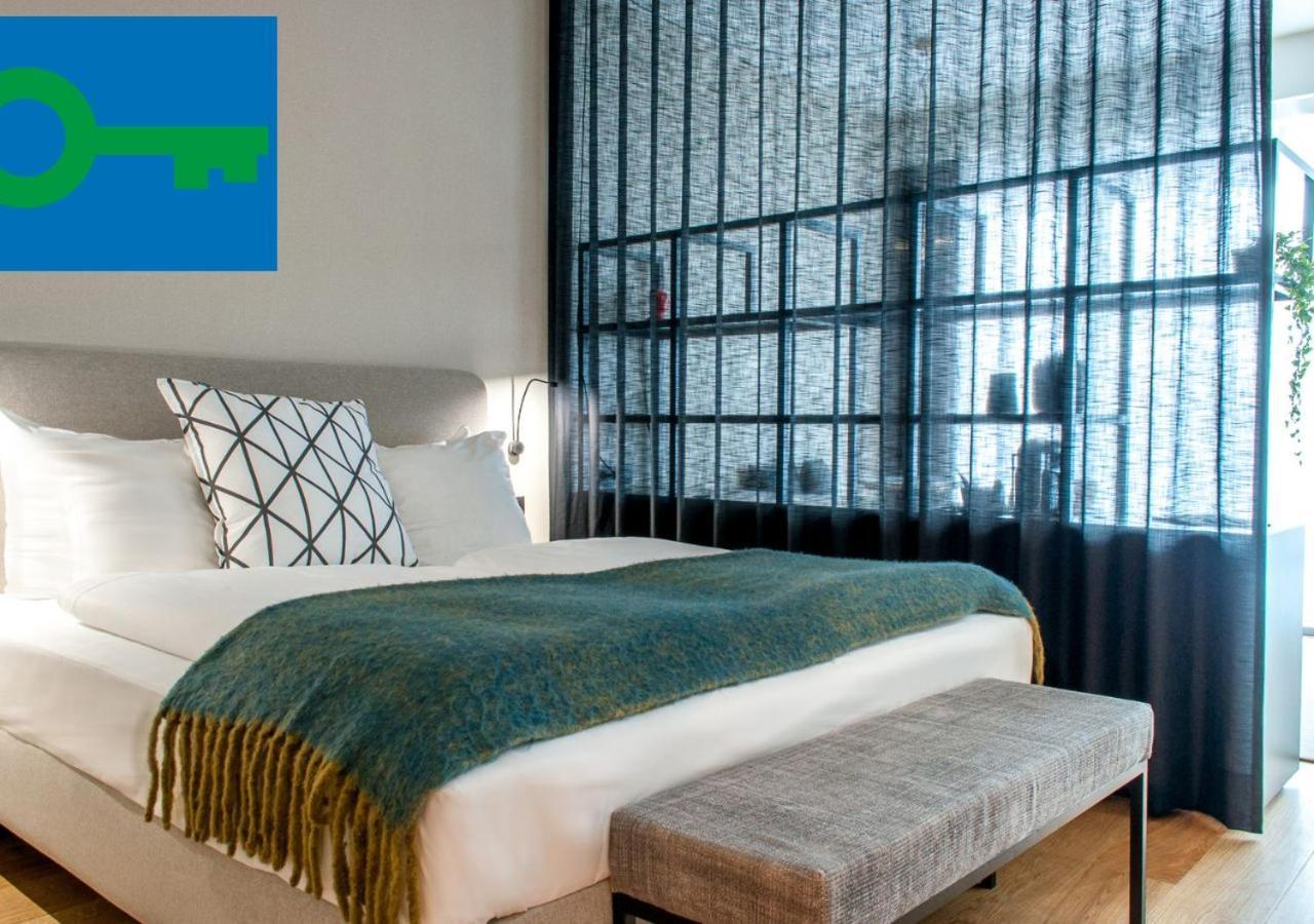Premier Aparthotel
