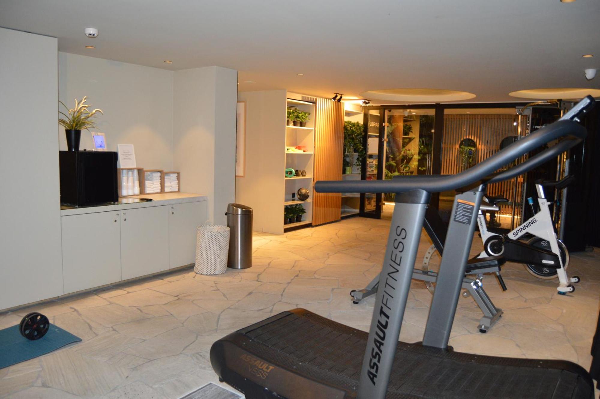Premier Aparthotel 4*